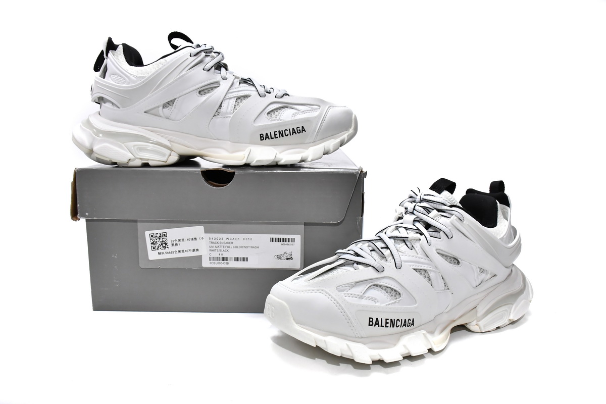 Balenciaga Track Led White Black  542023 W3AC1 9010 review Charlotte