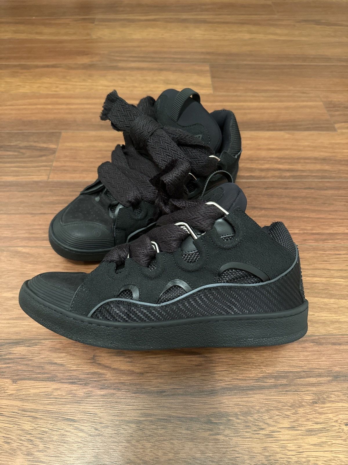 Lanvin Leather Curb Triple Black FU-SKDK12-DRAG-P25101047 review Ethan 01
