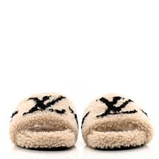 LOUIS VUITTON Shearling Bom Dia Beige review Maverick 00