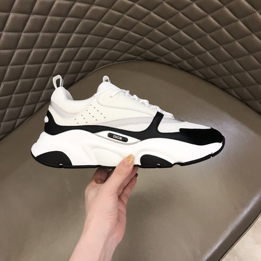 Dior B22 White Black Sneakers Cream review Abigail 01