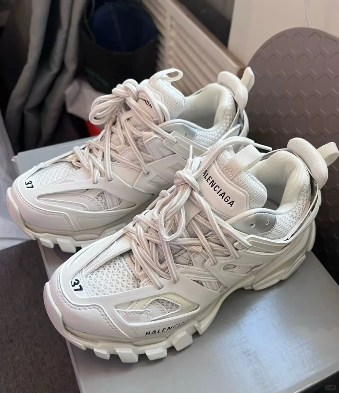 Balenciaga Track Sneaker Beige 542436 W1GB5 4162  review Emma