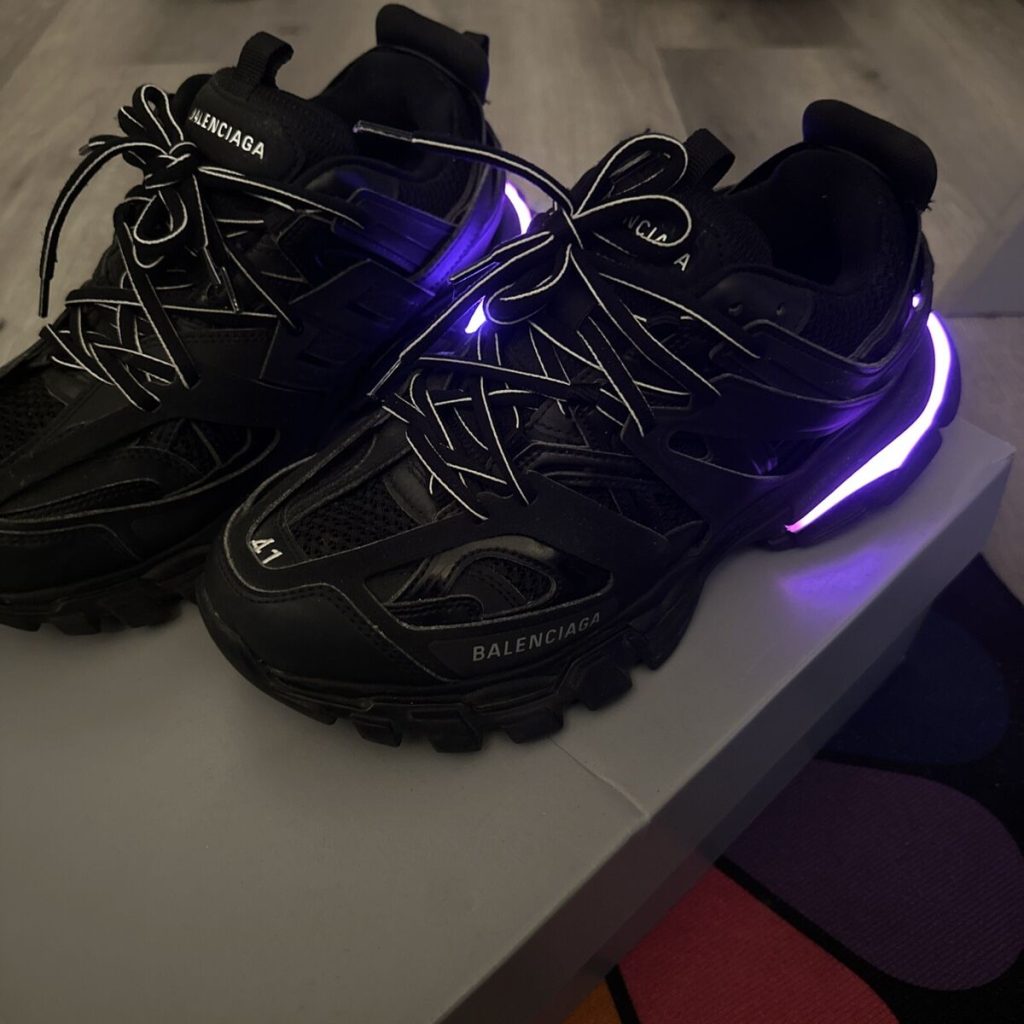 Balenciaga Track LED Black 555032 W1GB7 1000 review Tom