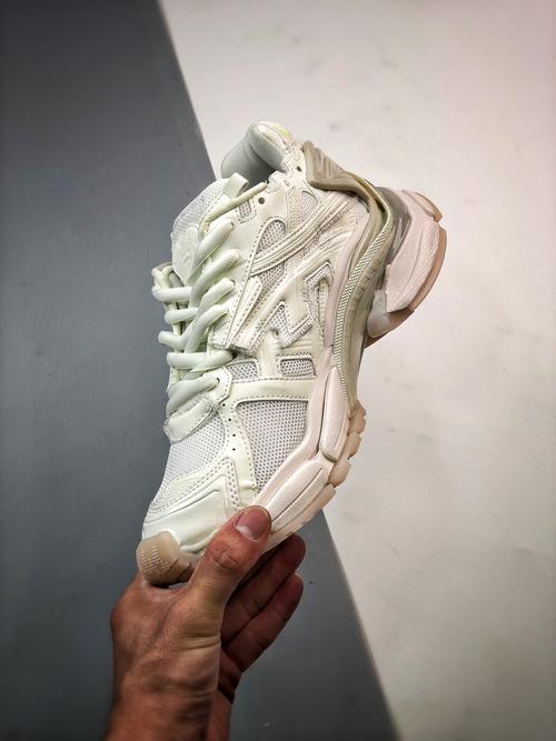 Balenciaga Track LED White 542436 W1GB7 6509 review Brayden