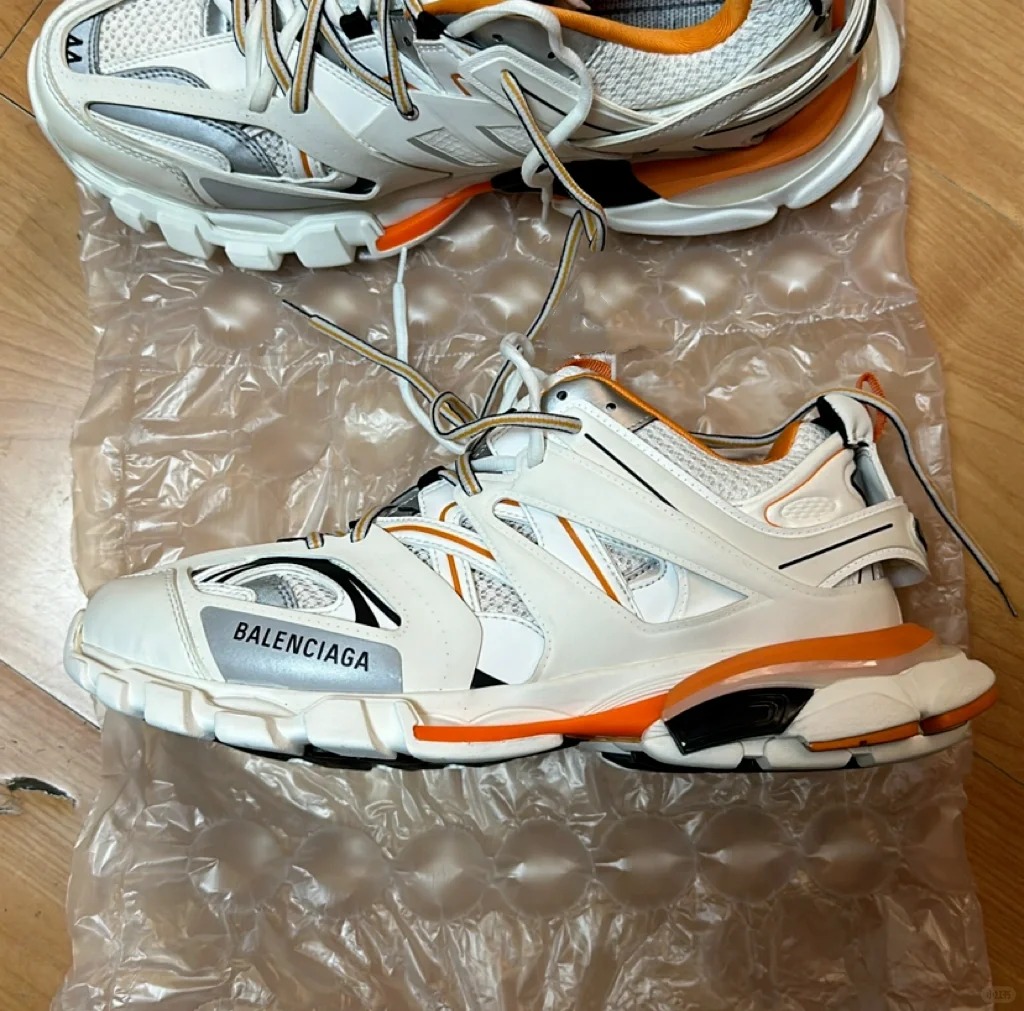 Balenciaga Track White Orange Black 542436 W1GB1 9059 Without LED review Audrey 00