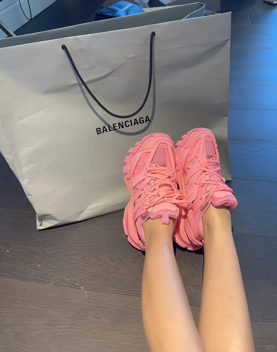 Balenciaga Track Pink 542436 W2LA1 5842 Without LED review Elizabeth 01
