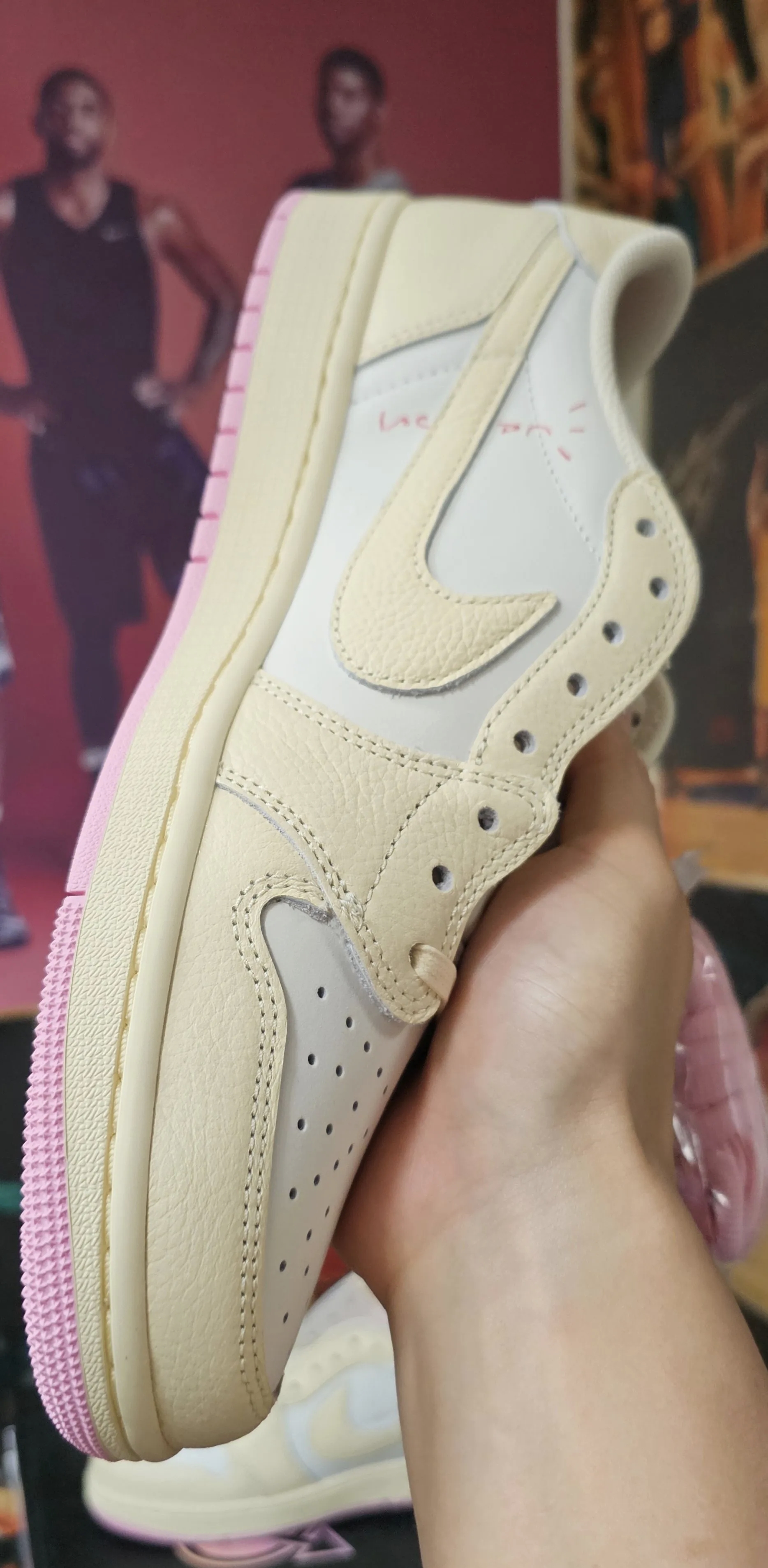 Travis Scott x Air Jordan 1 Retro Low OG 'Shy Pink' IQ7604-100  review andrew 02