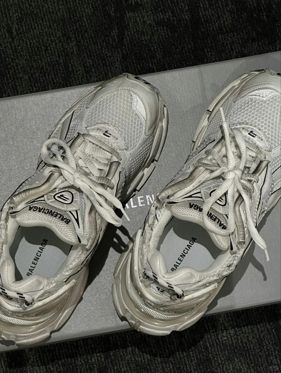 Balenciaga Runner All White (LED）0677402 W3RA1 9000  review Bryan 01