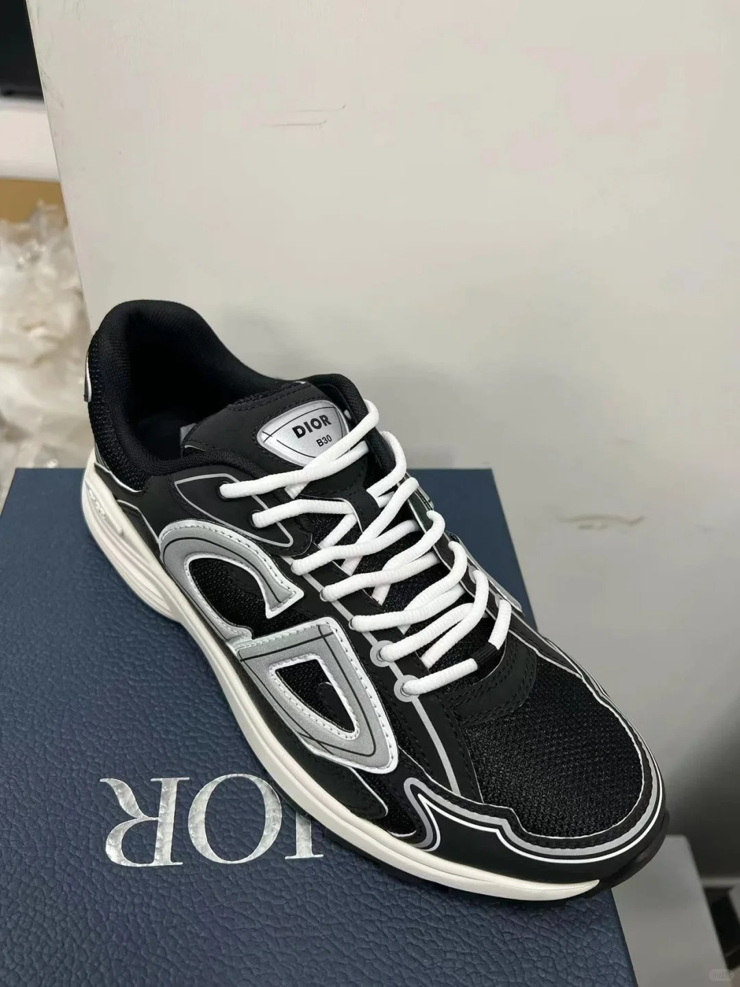 Dior B30 Sneakers Black Coffee Color 3SN279ZND-H969  review Wilson 00