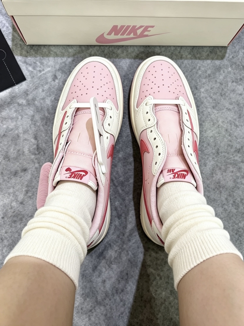 Travis Scott x Air Jordan 1 Low Red Low Hook Tropic Pink  IQ7604-101 review winminton 01