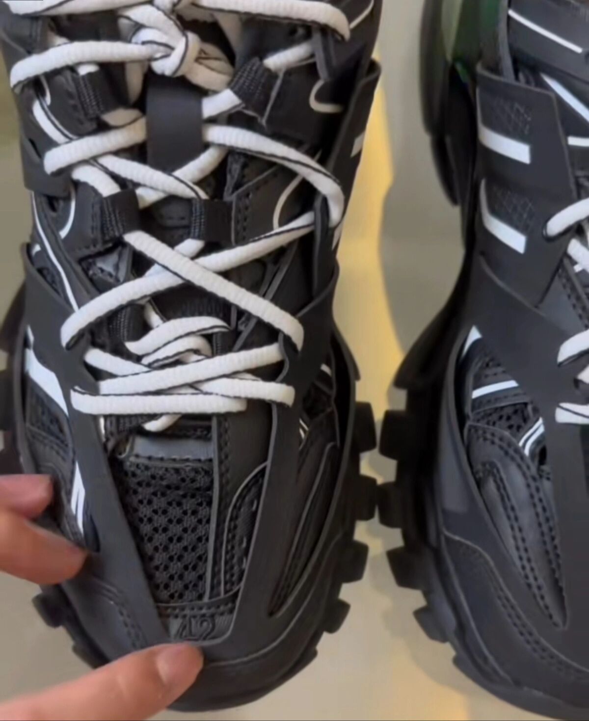 Balenciaga Track Led Black And White 542023 W1GB1 2045 review Daniel