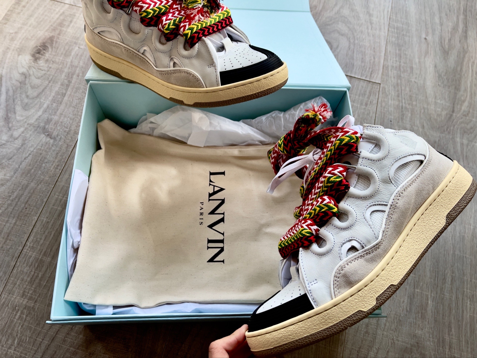 LANVIN White White And Black review buhujbv 01