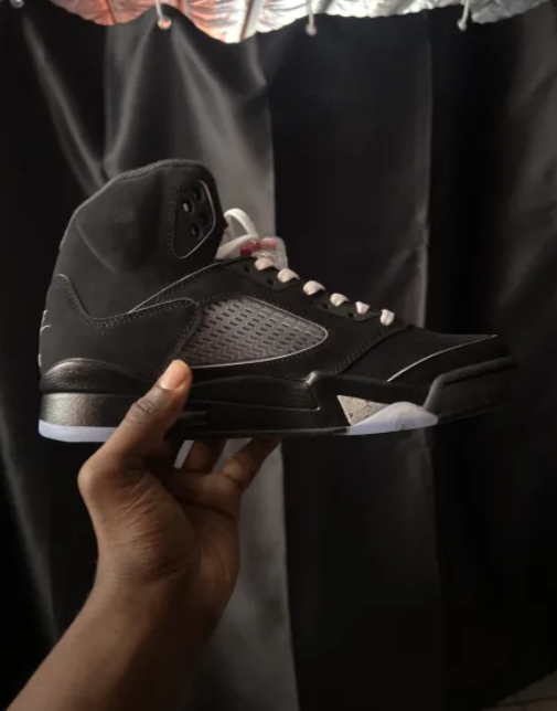 Air Jordan 5 Black Metallic Reimagined HF3975-001 review cently 00