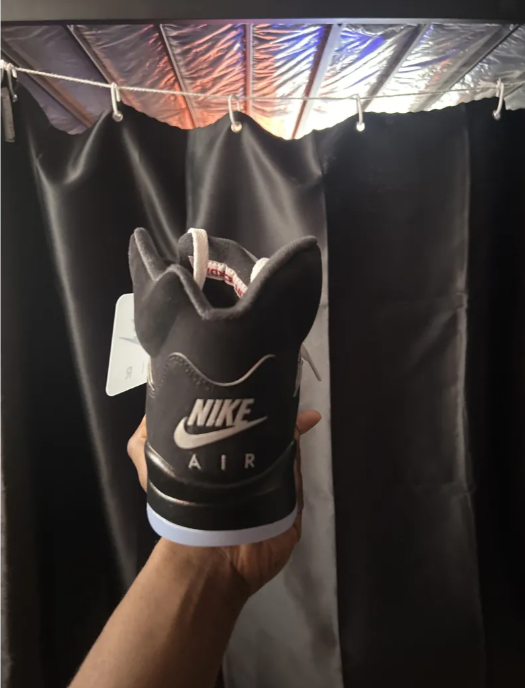 Air Jordan 5 Black Metallic Reimagined HF3975-001 review cently 01