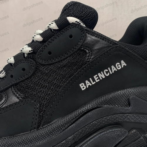 Does DripShoes Really Ship Orders? Real Customer Feedback——Balenciaga Triple S Black