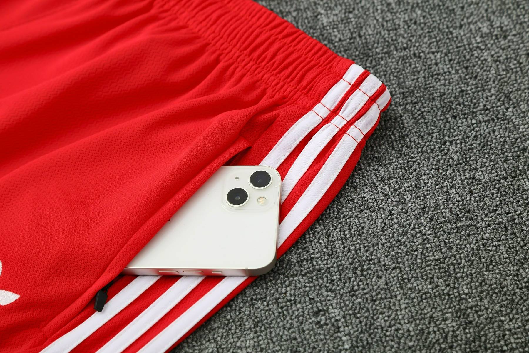 Conjunto de Treino Bayern de Munique 2025/2026 vermelho