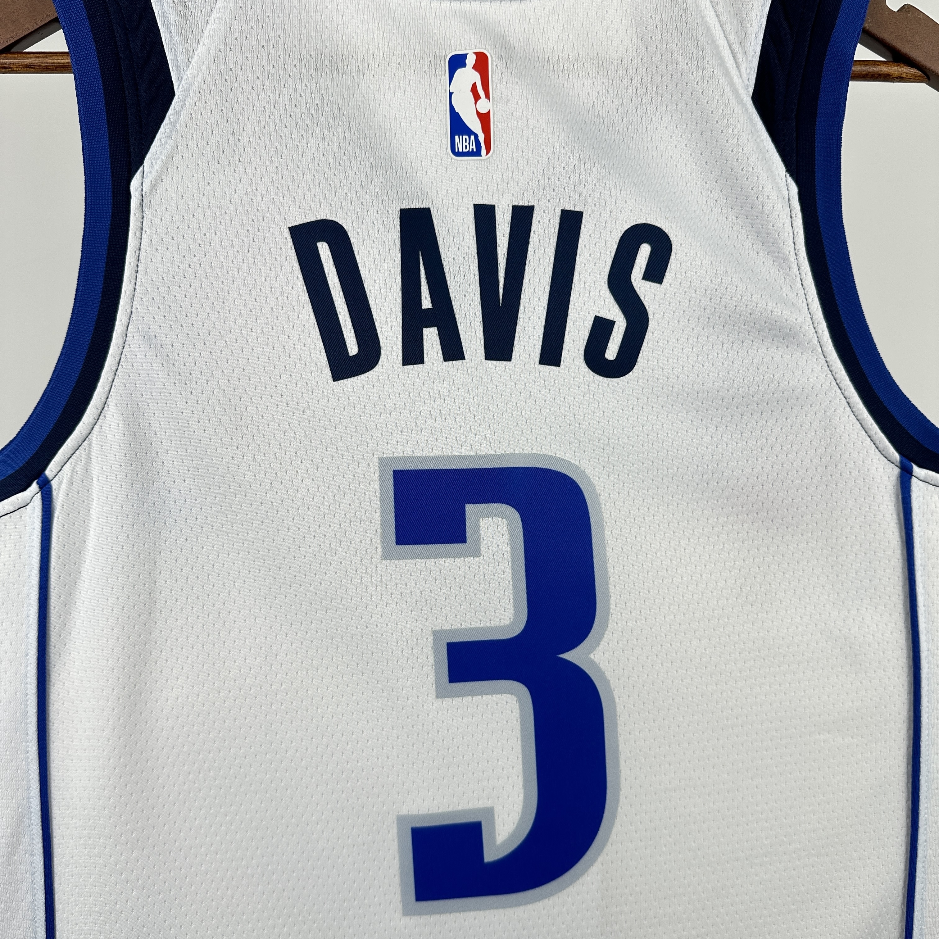 2023 Dallas Mavericks Camiseta Davis nº 3