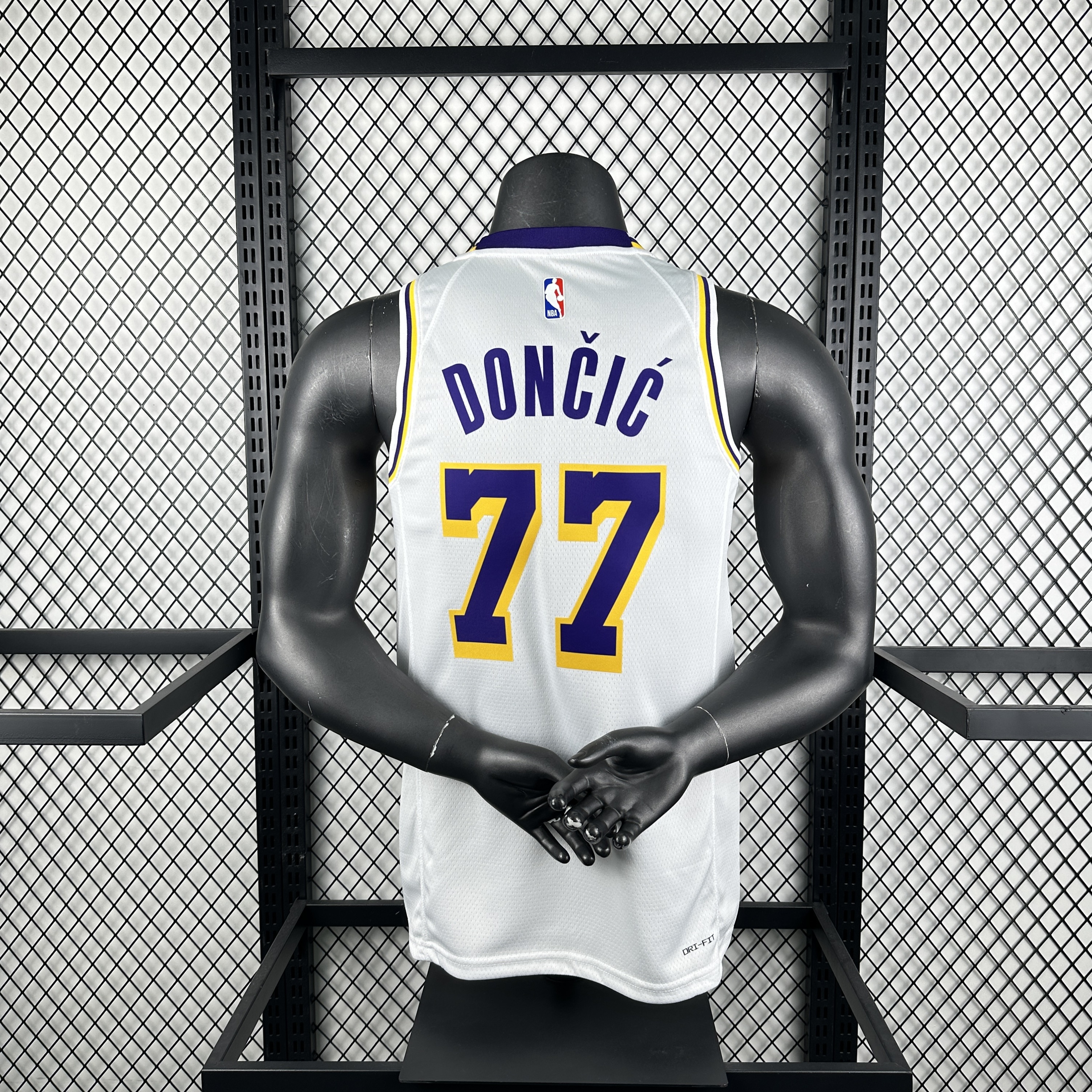 2023 Los Angeles Lakers  Camiseta Dončić nº 77