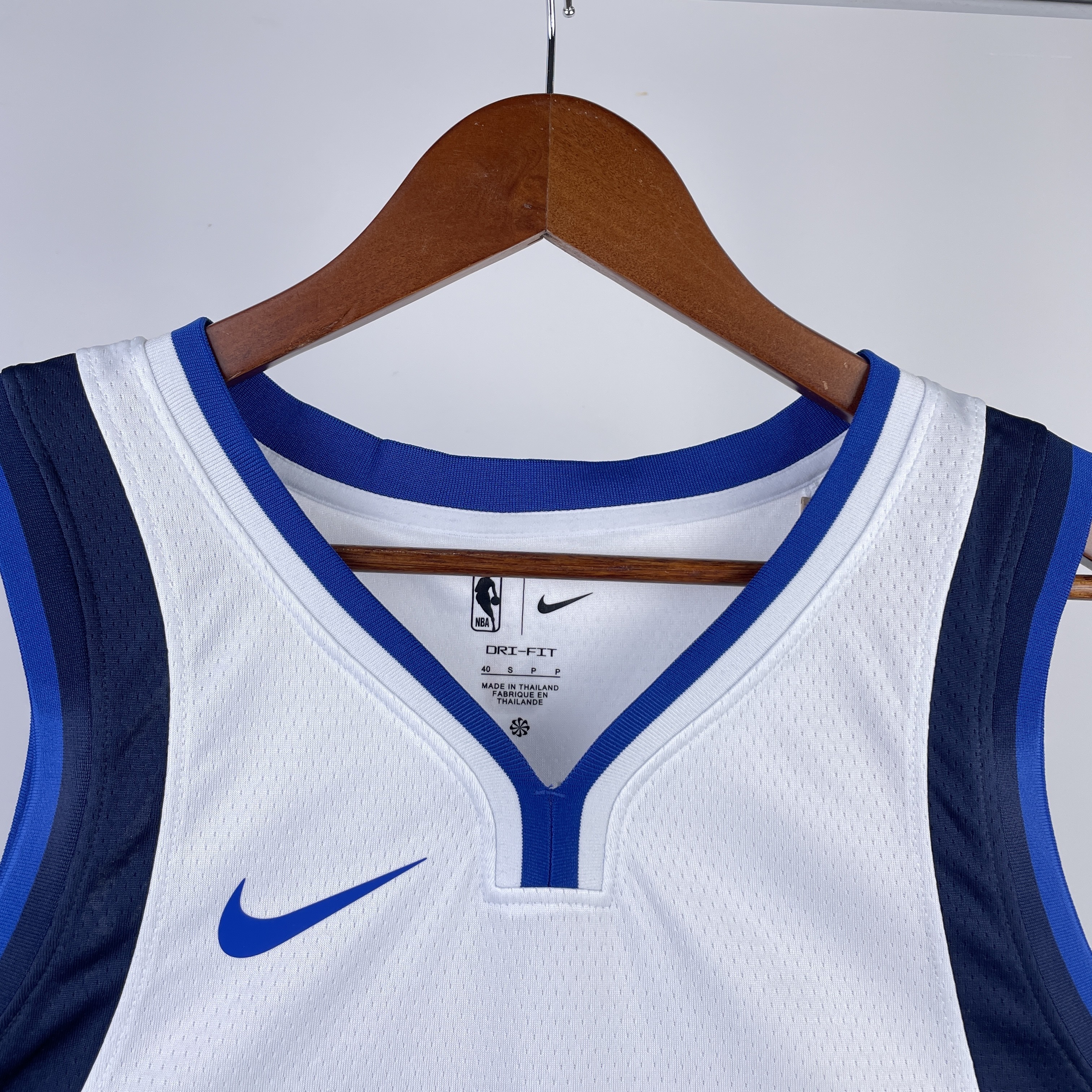 2023 Dallas Mavericks Camiseta Kyrie Irving nº 11