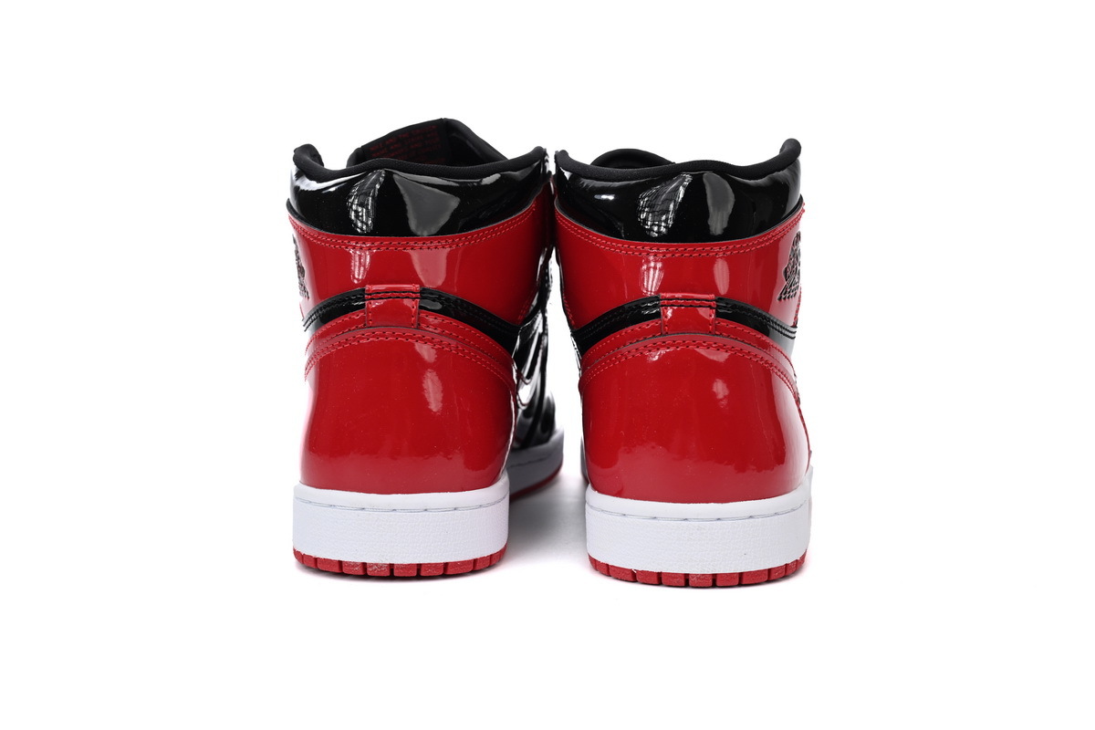 Air Jordan 1 High “Banned” 555088-063