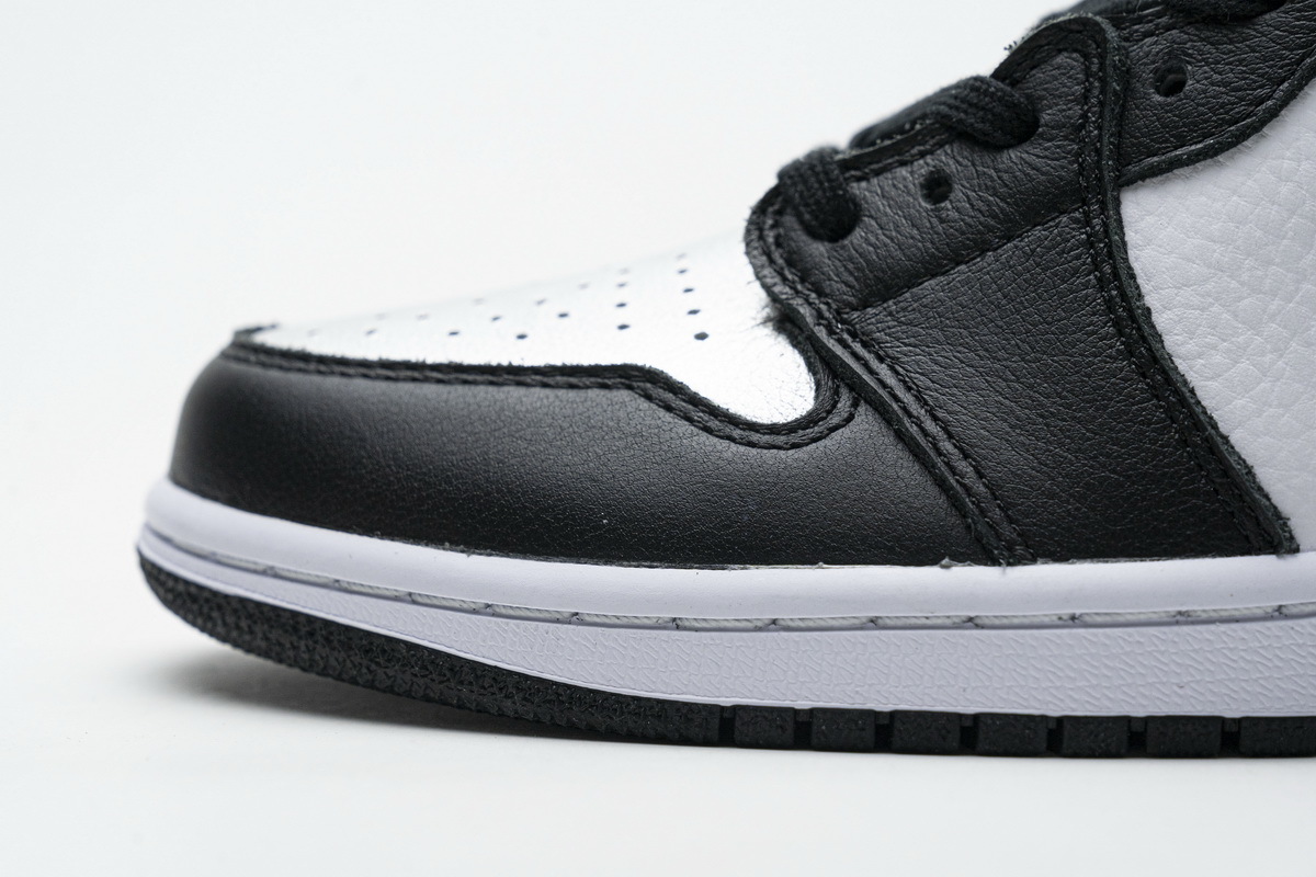 Air Jordan 1 High “Silver Toe” CD0461-001