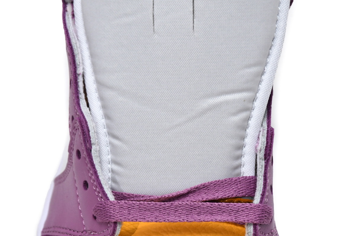 Air Jordan 1 High OG “Brotherhood” 555088-706