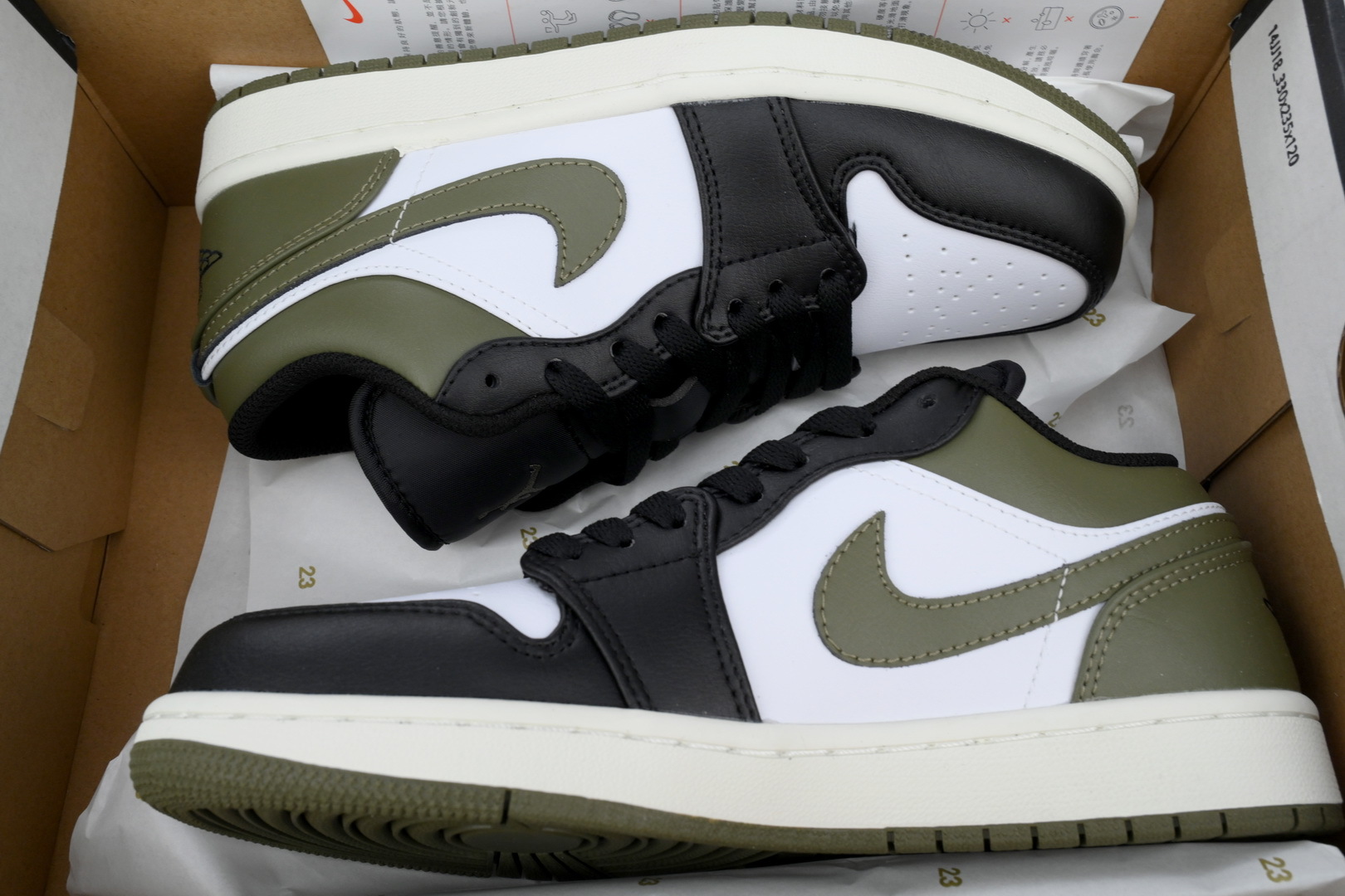 Air Jordan 1 Low 'Black Toe Medium Olive' 553558-092