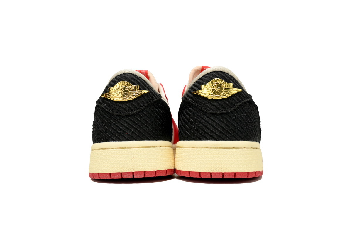Air Jordan 1 Low Bulls Chicago FN0432-100