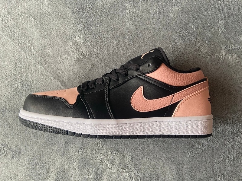 Air Jordan 1 Low Crimson Tint 553560-034