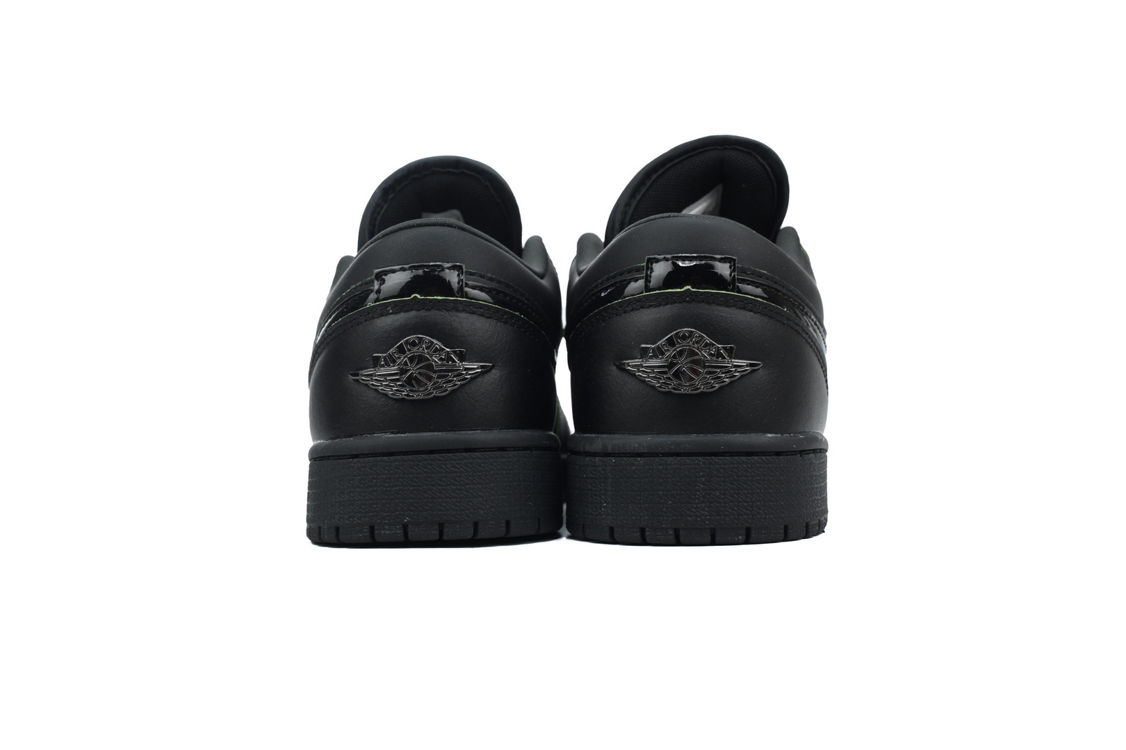 Air Jordan 1 Low SE 'Black Cat Mascot' HM3690-001