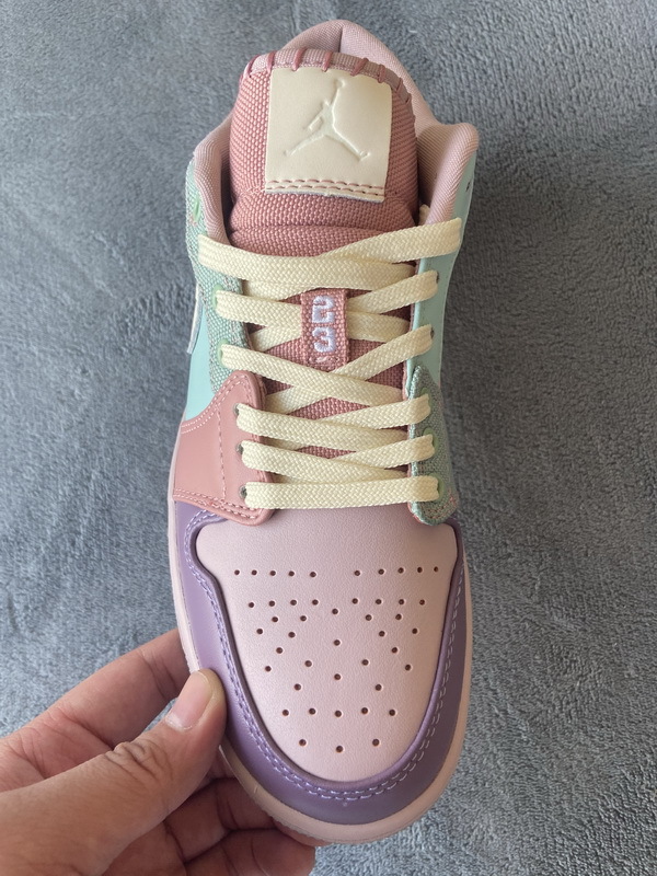 Air Jordan 1 Low SE Champagne DJ5196-615