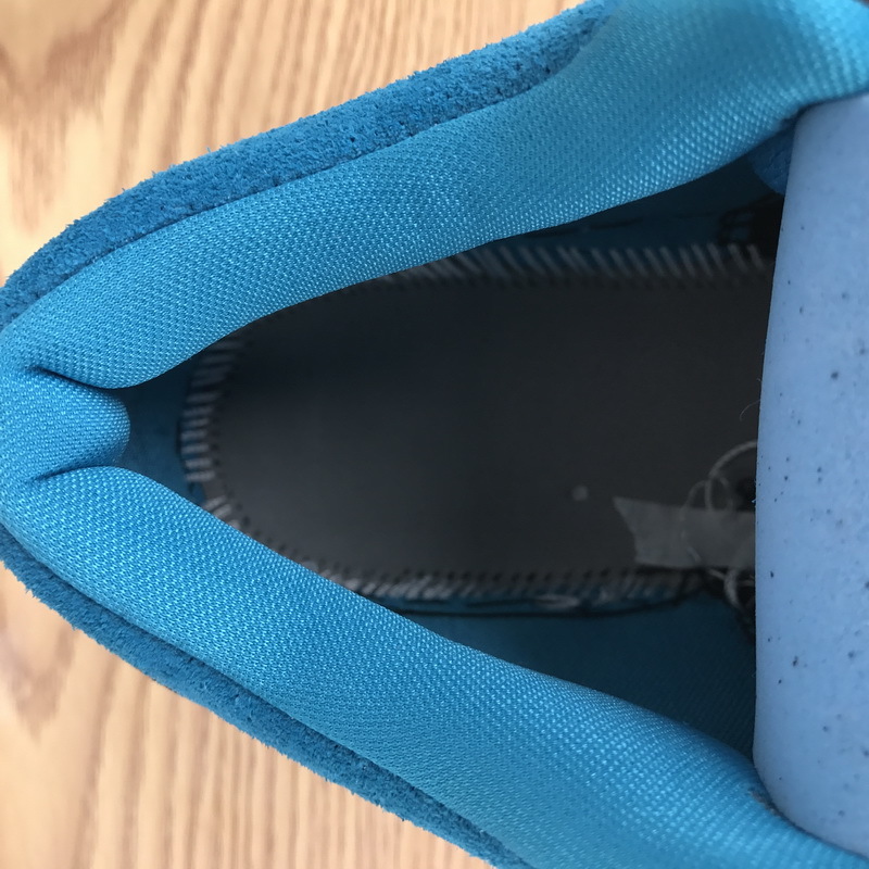 Air Jordan 1 Low SE Laser Blue CT1564-004