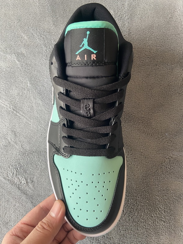 Air Jordan 1 Low SE Tropical Twist CK3022-301