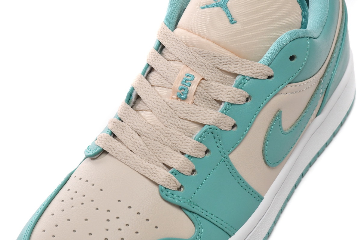 Air Jordan 1 Low Tropical Teal DC0774-131