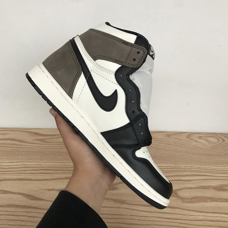 Air Jordan 1 Retro High OG 'Dark Mocha' 555088-105