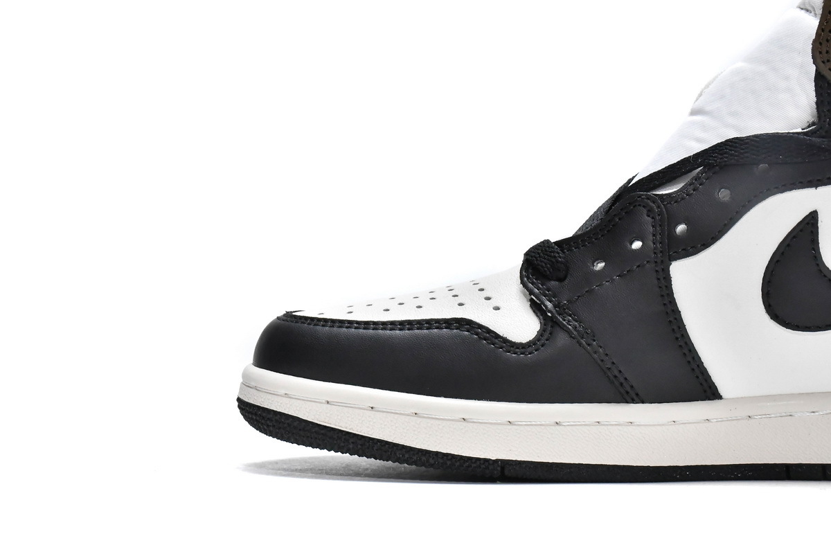 Air Jordan 1 Retro High OG Dark Mocha 555088-105