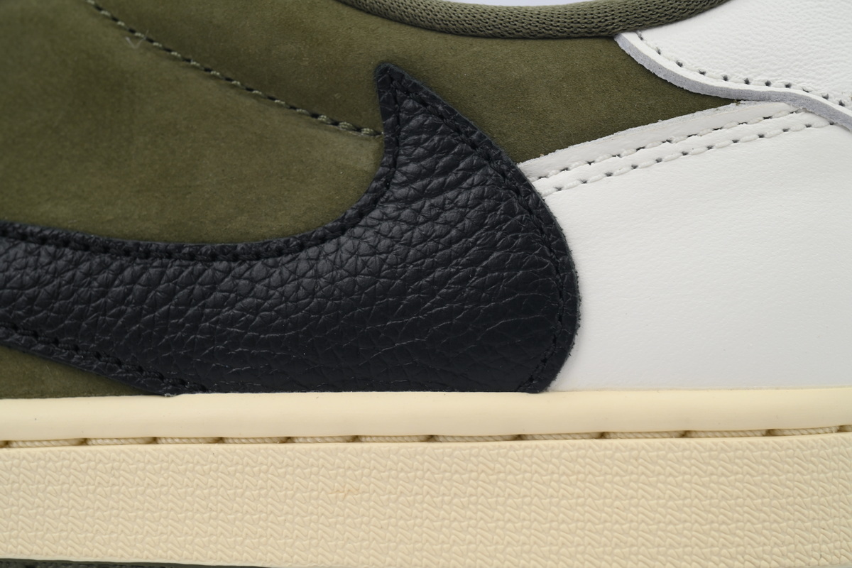 Travis Scott x Air Jordan 1 Retro Low DM7866-200