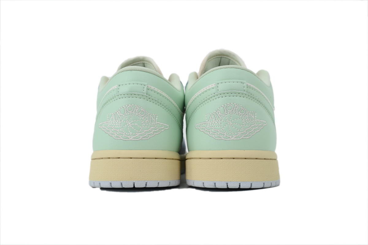 Wmns Air Jordan 1 Low 'Sail Aura' DC0774-108