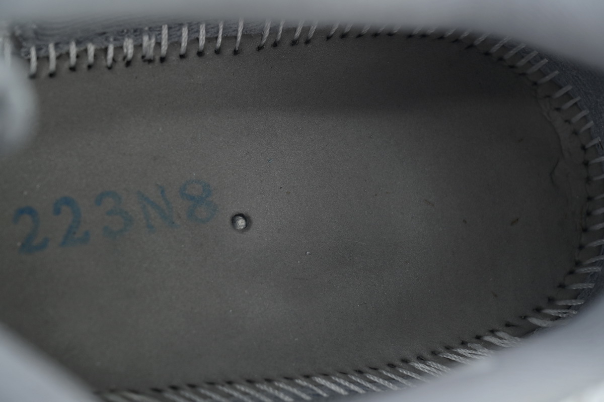 Air Jordan 11 Low “Cement Grey” AV2187-140