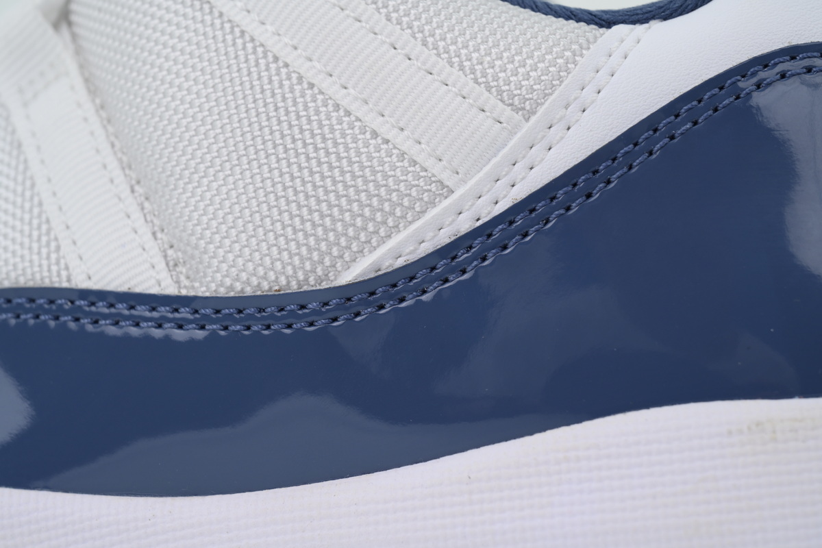 Air Jordan 11 Low "Midnight Navy" FV5104-104