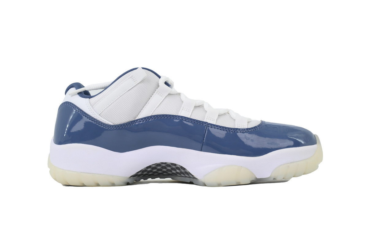 Air Jordan 11 Low "Midnight Navy" FV5104-104
