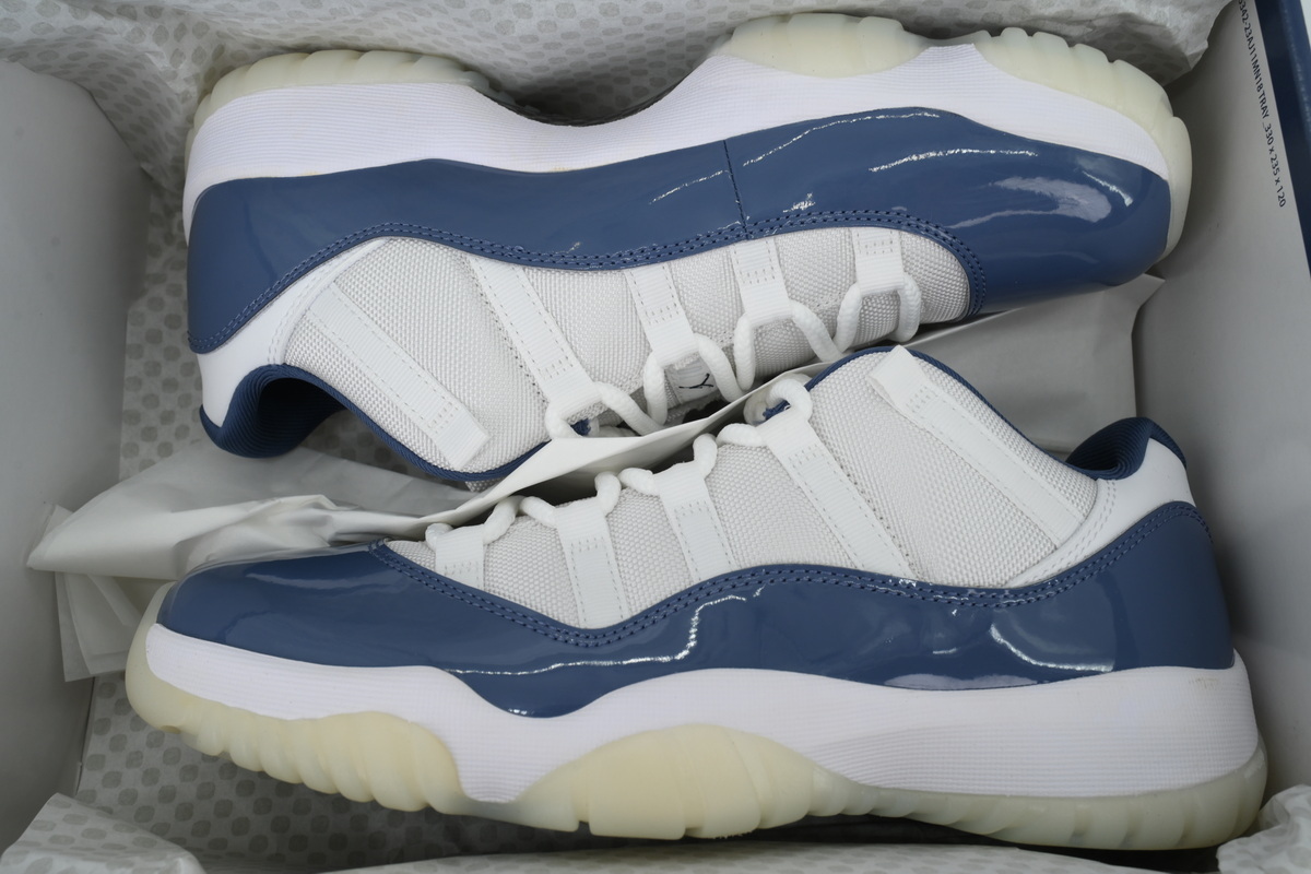 Air Jordan 11 Low "Midnight Navy" FV5104-104