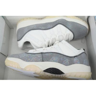 Air Jordan 11 Low “Snakeskin” HQ7000-001 02