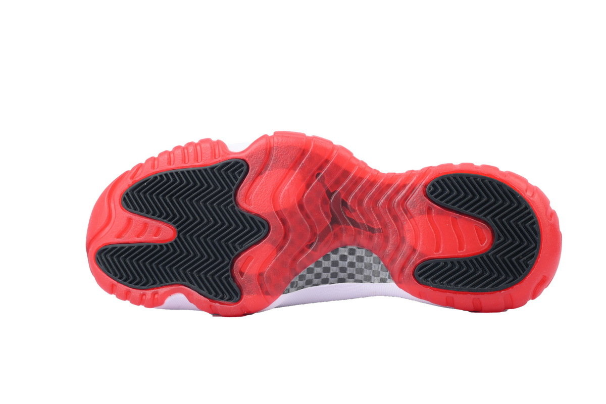 Air Jordan 11 Retro 'Bred Velvet' DB5457-061