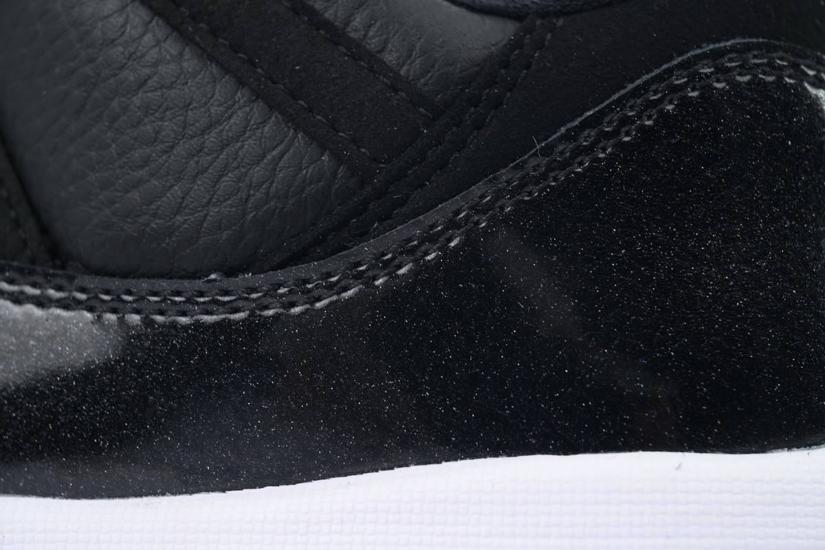 Air Jordan 11 Retro Low 72-10 AV2187-001