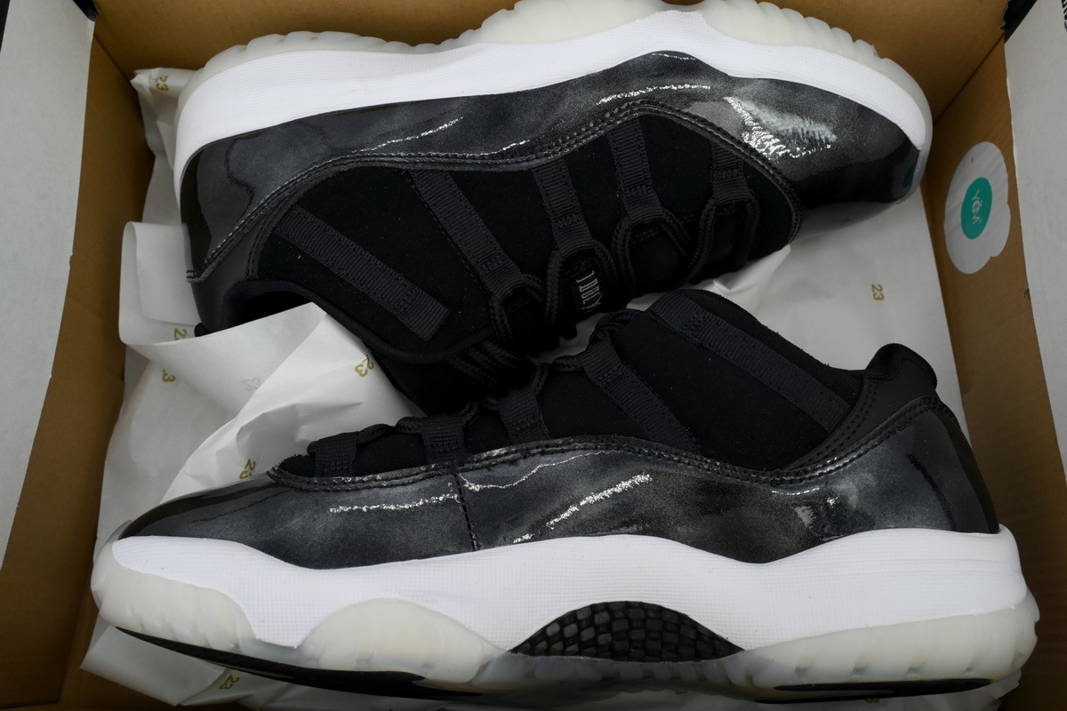 Air Jordan 11 Retro Low 'Barons' 528895-010