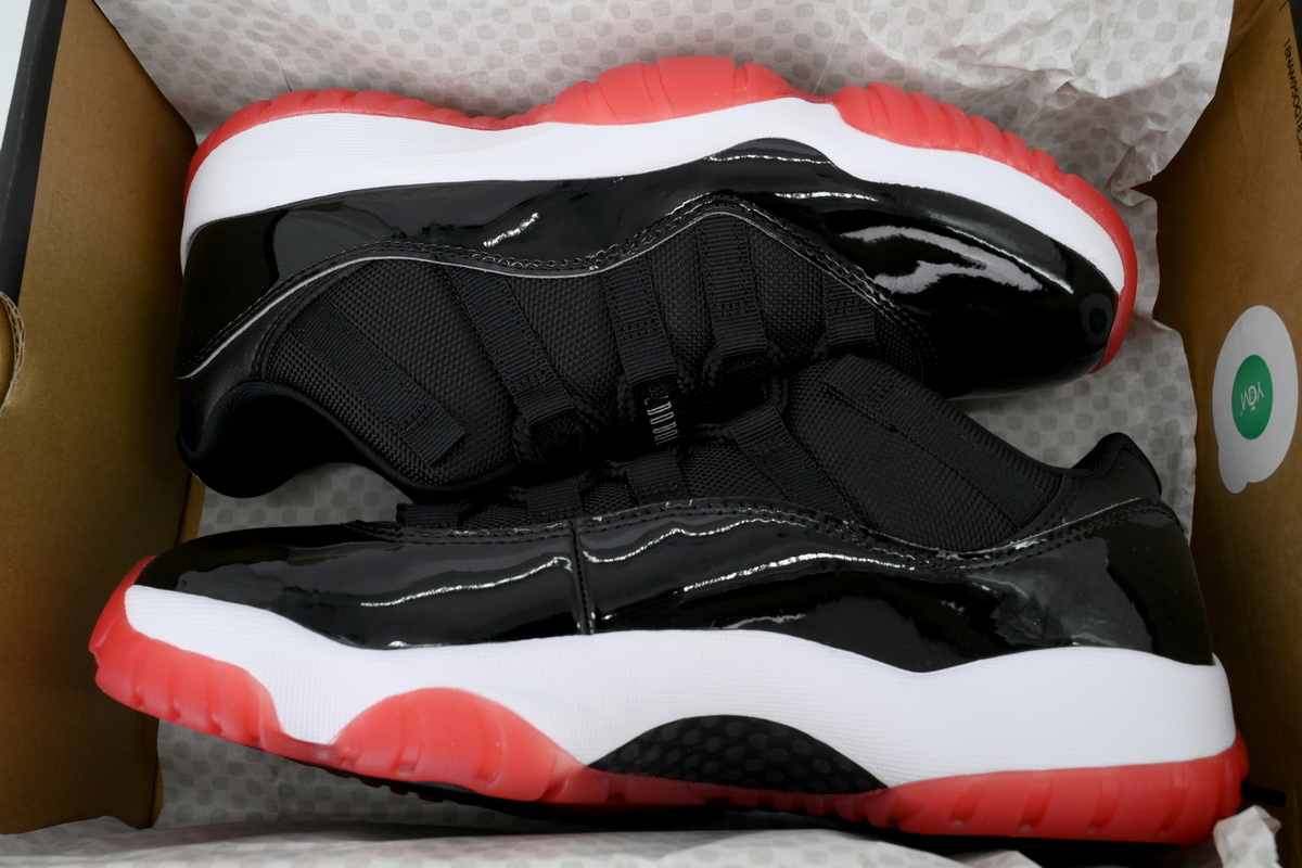 Air Jordan 11 Retro Low 'Bred' FV5104-006