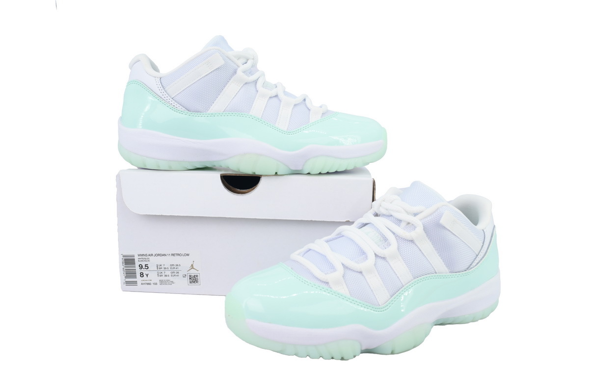 Air Jordan 11 Retro Low 'Igloo' AH7860-103