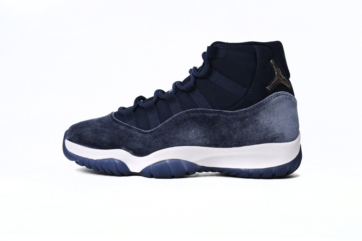 Air Jordan 11 Retro Midnight Blue AR0715-441