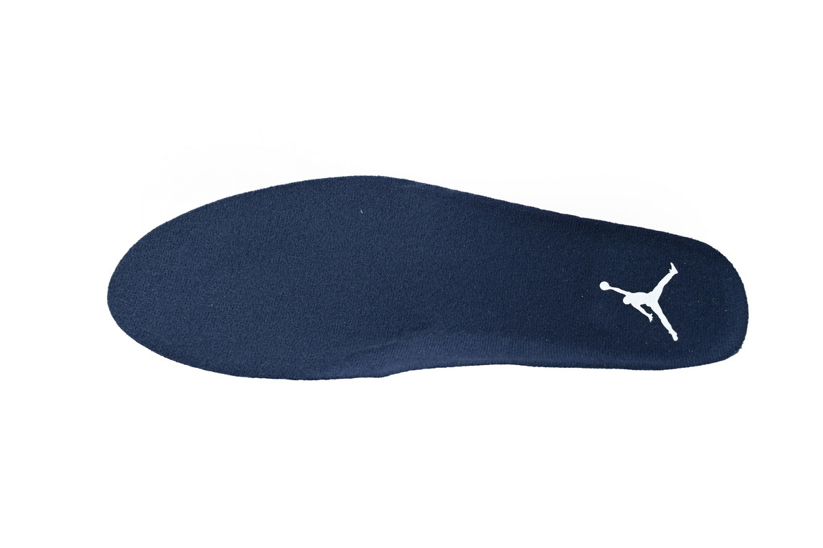 Air Jordan 11 Retro Midnight Blue AR0715-441