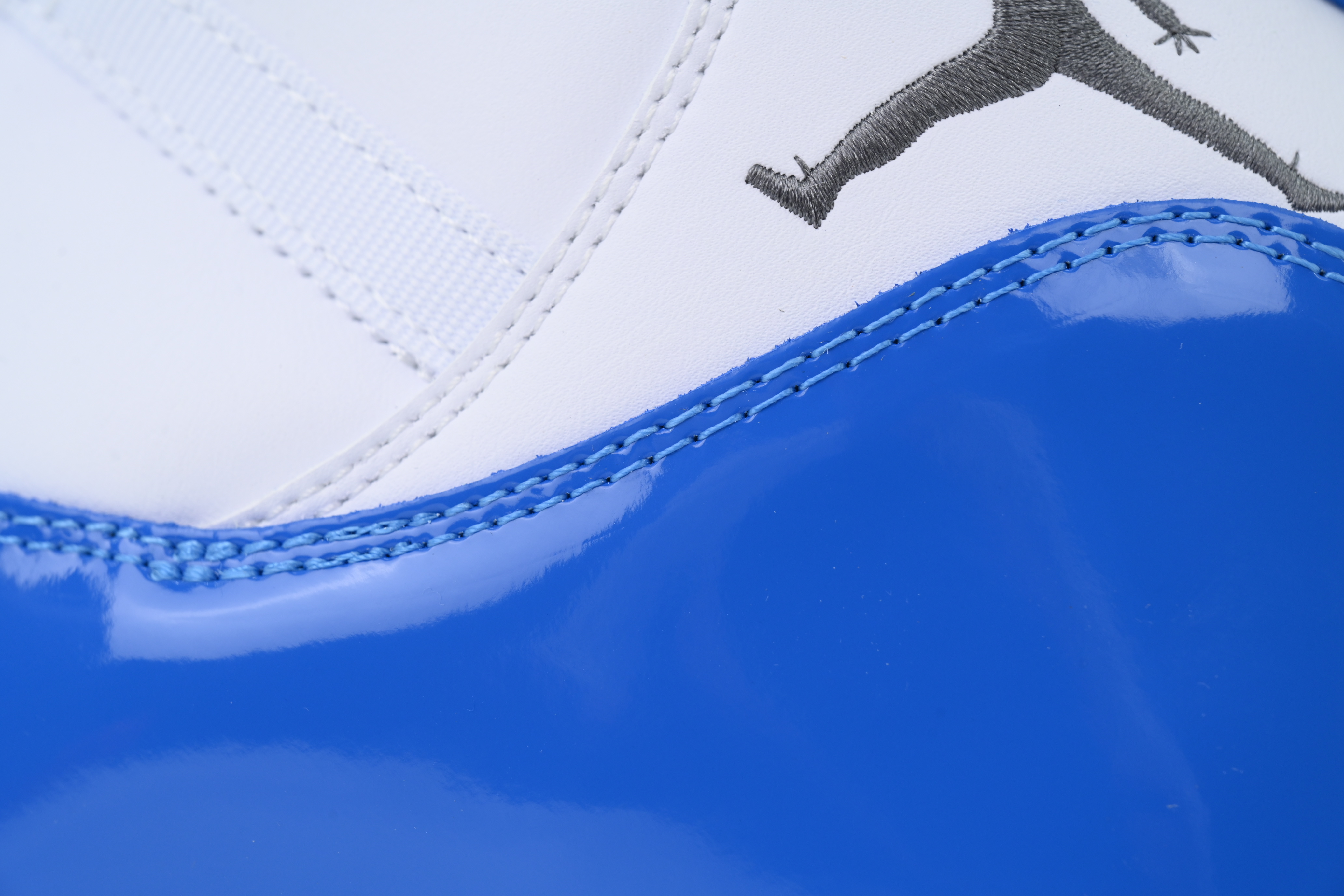Air Jordan 11 Retro Sports Blue I08959-133